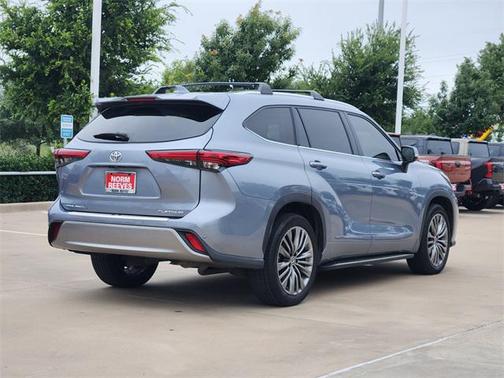 2021 Toyota Highlander Platinum