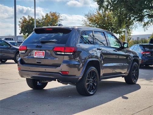 2018 Jeep Grand Cherokee Altitude