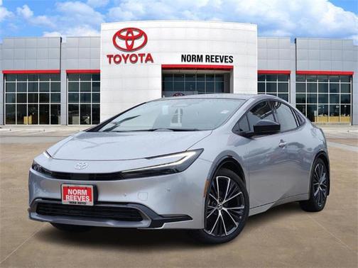 2024 Toyota Prius LE