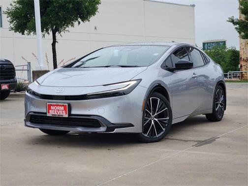 2024 Toyota Prius LE