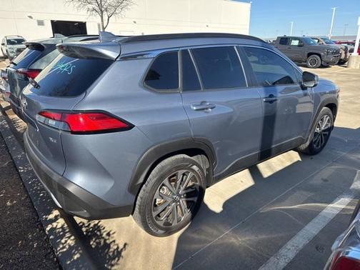 2022 Toyota Corolla Cross XLE