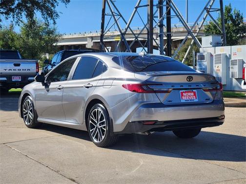 2025 Toyota Camry XLE