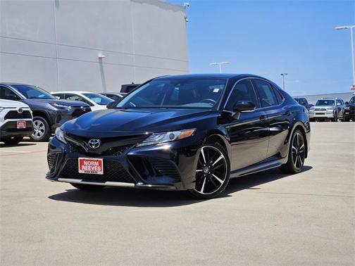 2019 Toyota Camry XSE