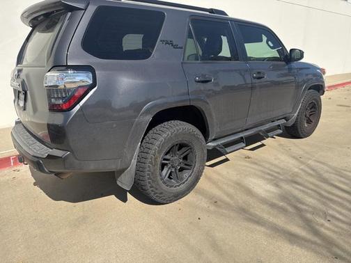 2020 Toyota 4Runner TRD Off Road
