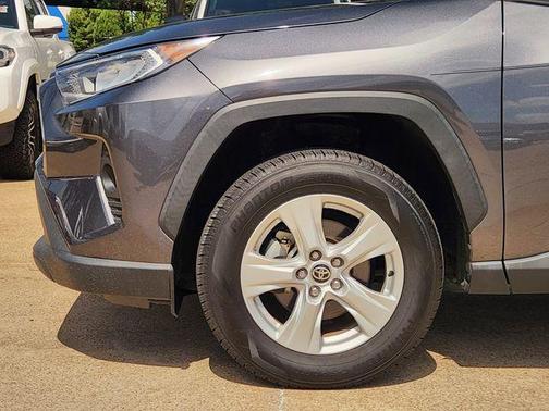 Magnetic Gray Metallic 2021 Toyota RAV4 XLE