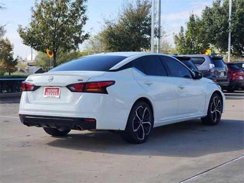 2024 Nissan Altima SR FWD