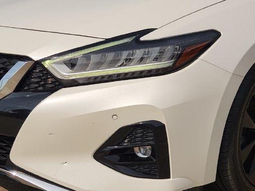 Pearl White Tricoat 2019 Nissan Maxima 3.5 SR