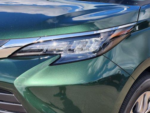 Cypress 2026 Toyota Sienna XLE