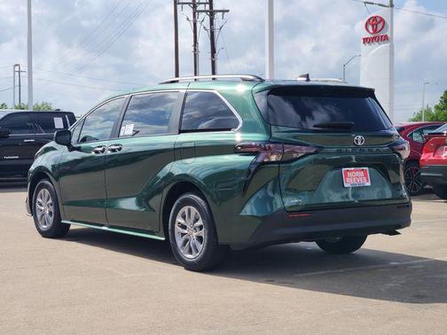 Cypress 2026 Toyota Sienna XLE