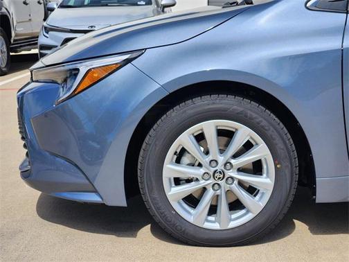2025 Toyota Corolla Hybrid XLE