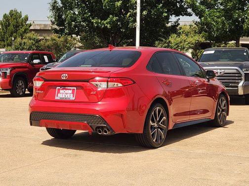 Barcelona Red Metallic 2020 Toyota Corolla SE