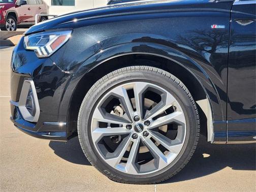 2020 Audi Q3 45 S line Premium Plus