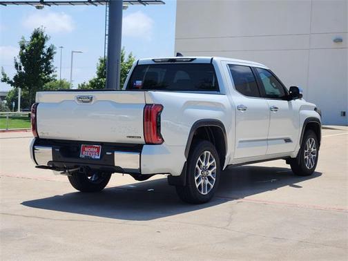 2025 Toyota Tundra Hybrid 1794 Edition