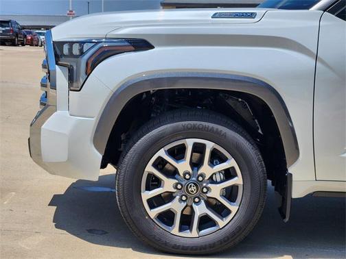 2025 Toyota Tundra Hybrid 1794 Edition
