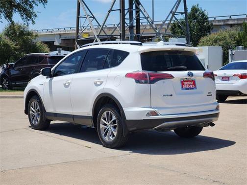 2018 Toyota RAV4 Hybrid XLE