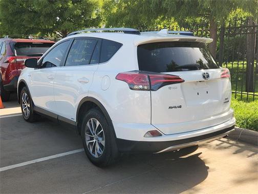 2018 Toyota RAV4 Hybrid XLE