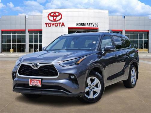 2023 Toyota Highlander LE