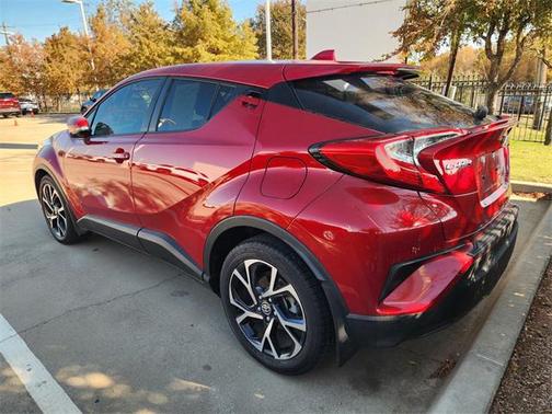 2020 Toyota C-HR XLE