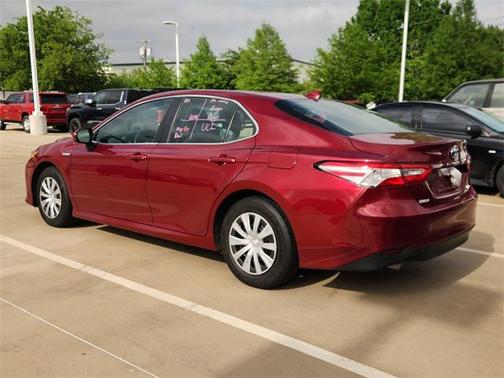 2020 Toyota Camry LE