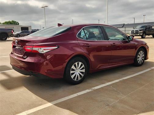 2020 Toyota Camry LE