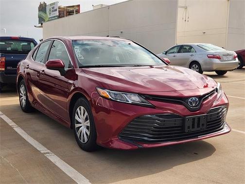 2020 Toyota Camry LE
