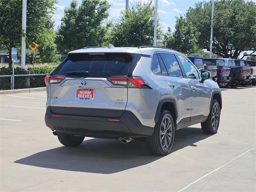 2023 Toyota RAV4 Hybrid XLE Premium