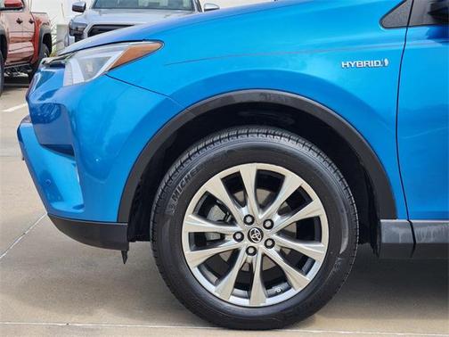 2017 Toyota RAV4 Hybrid Limited