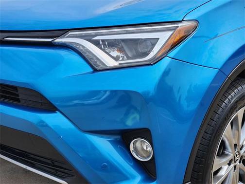 2017 Toyota RAV4 Hybrid Limited