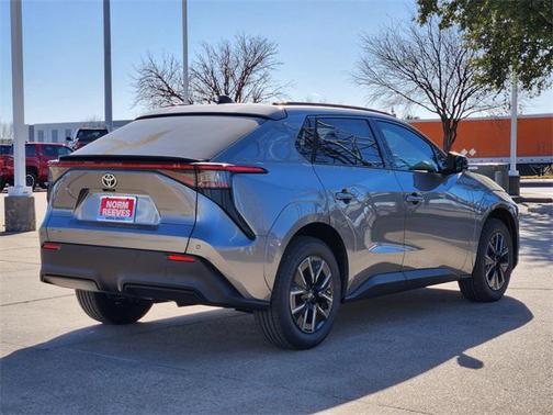 2026 Toyota bZ XLE Plus
