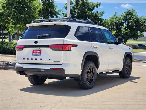 2025 Toyota Sequoia Base