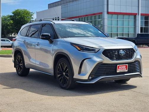 2023 Toyota Highlander XSE