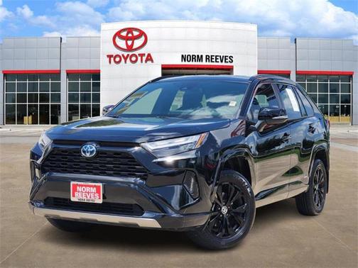 2024 Toyota RAV4 Hybrid SE