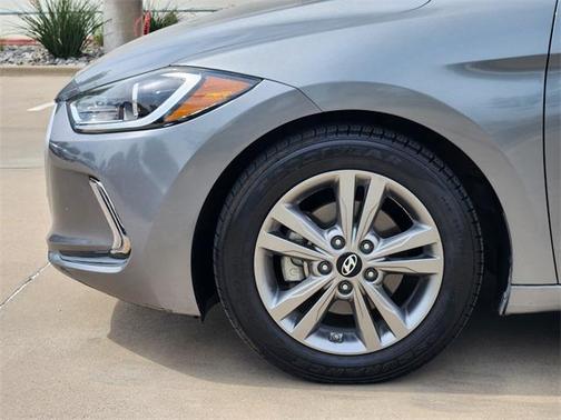 2017 Hyundai ELANTRA Value Edition