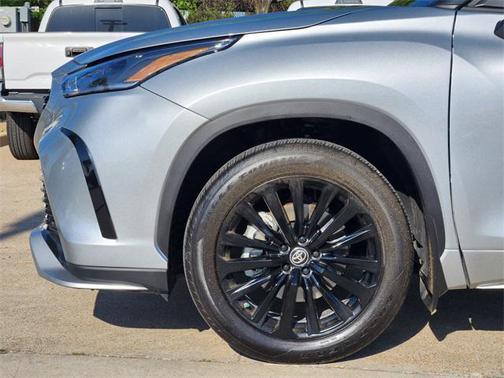 2024 Toyota Highlander XSE