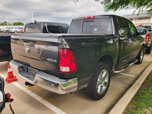 Granite Crystal Metallic Clearcoat 2018 RAM 1500 Big Horn