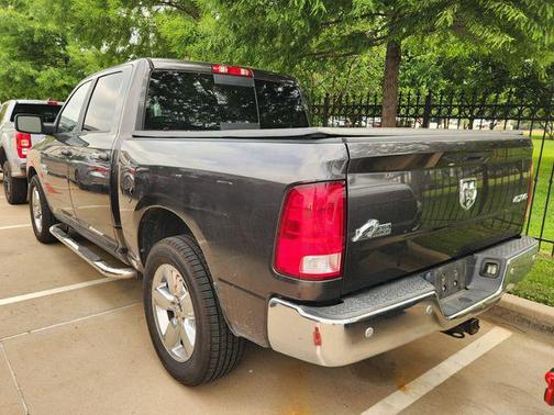 Granite Crystal Metallic Clearcoat 2018 RAM 1500 Big Horn