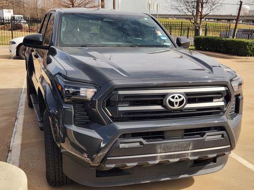 2025 Toyota Tacoma SR