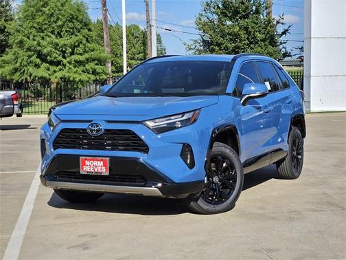 2025 Toyota RAV4 Hybrid SE