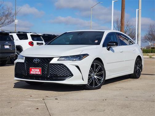 2019 Toyota Avalon XSE