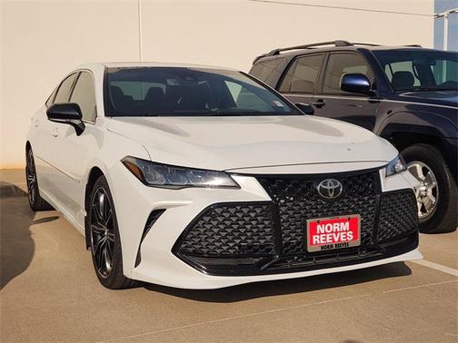 2019 Toyota Avalon XSE