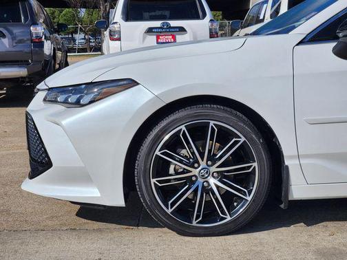 2019 Toyota Avalon XSE