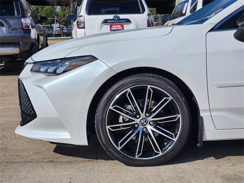 2019 Toyota Avalon XSE