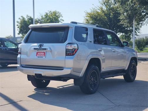 2022 Toyota 4Runner SR5