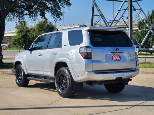 2022 Toyota 4Runner SR5