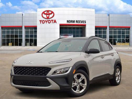 Cyber Silver w/Black Roof 2023 Hyundai KONA SEL