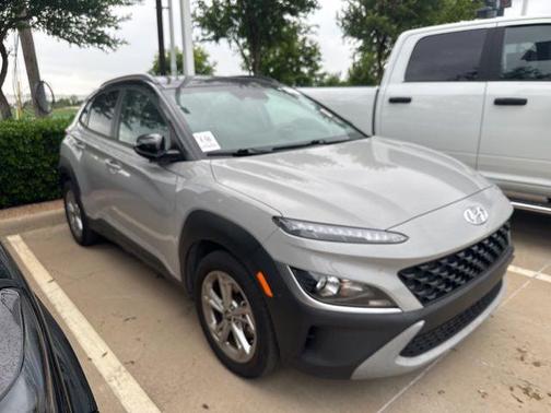 Cyber Silver w/Black Roof 2023 Hyundai KONA SEL