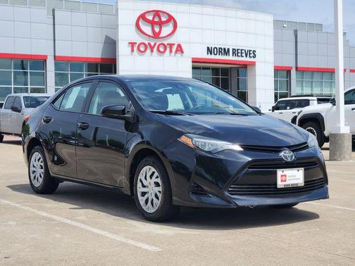 Black Sand Pearl 2018 Toyota Corolla LE