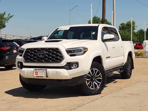 White 2022 Toyota Tacoma TRD Sport