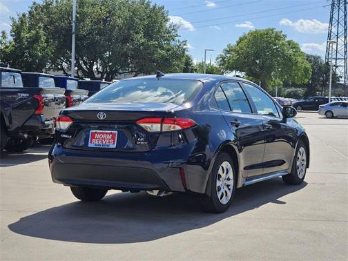 2025 Toyota Corolla Hybrid LE
