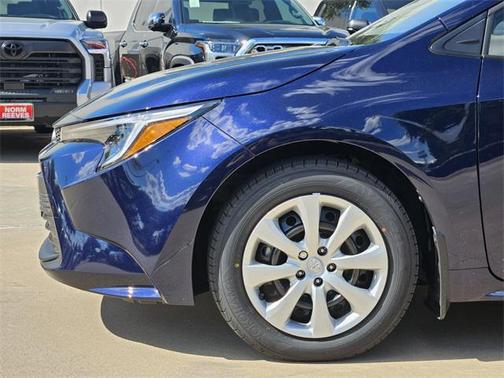 2025 Toyota Corolla Hybrid LE
